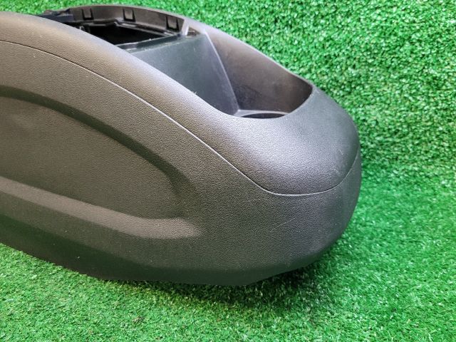 bontott CITROËN C4 PICASSO Könyöklő