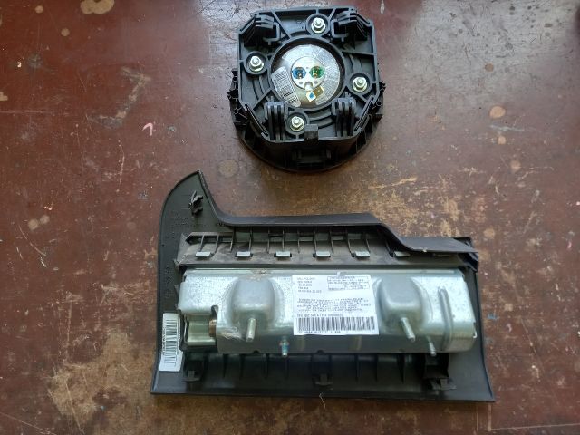 bontott CITROËN C4 PICASSO Kormánylégzsák