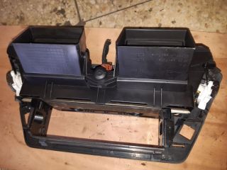 bontott CITROËN C4 PICASSO Középkonzol Keret