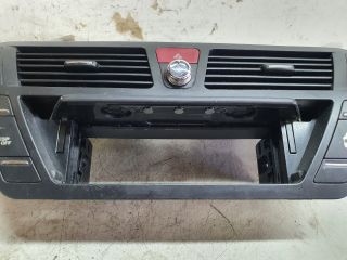 bontott CITROËN C4 PICASSO Középső Szellőző