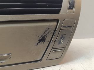 bontott CITROËN C4 PICASSO Középső Szellőző