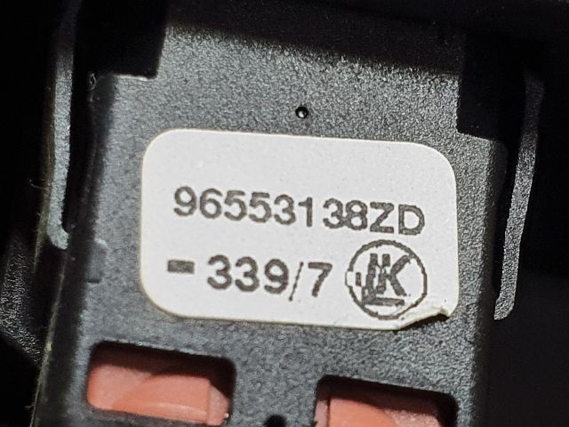 bontott CITROËN C4 PICASSO Középső Szellőző