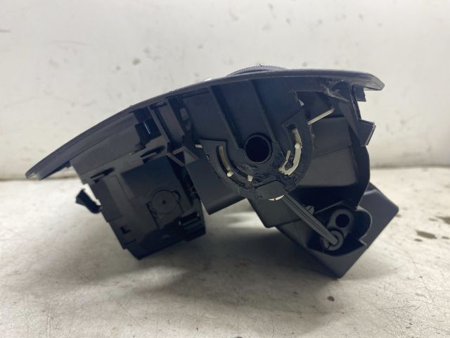 bontott CITROËN C4 PICASSO Középső Szellőző