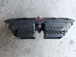 bontott CITROËN C4 PICASSO Középső Szellőző