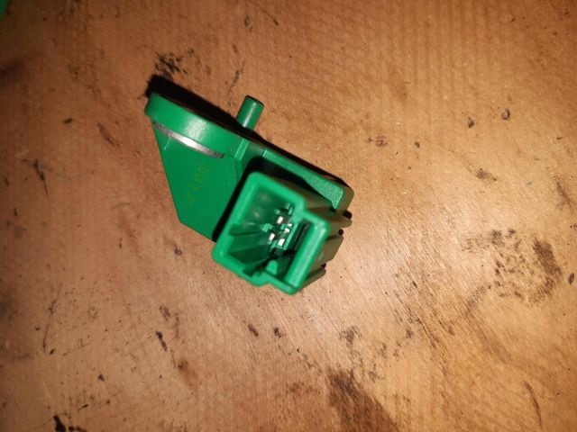 bontott CITROËN C4 PICASSO Központi Ütközés Érzékelő