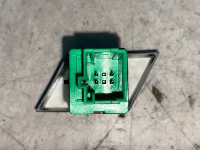 bontott CITROËN C4 PICASSO Központizár Kapcsoló