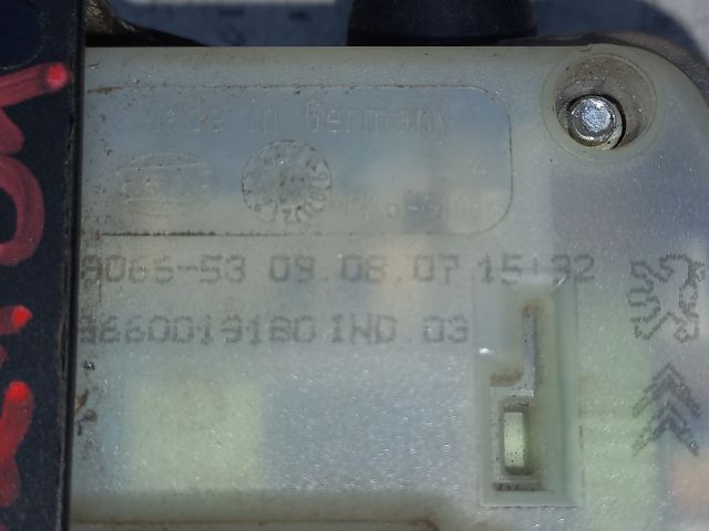 bontott CITROËN C4 PICASSO Központizár Motor Tankajtó