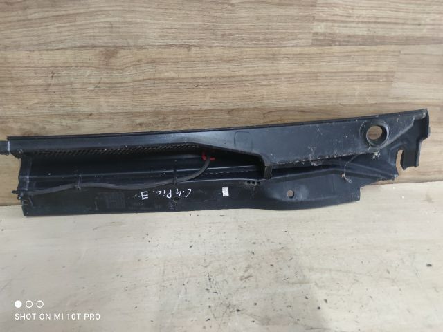 bontott CITROËN C4 PICASSO Levélrács