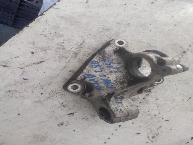 bontott CITROËN C4 PICASSO Motor Tartó Bak (Fém)