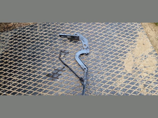 bontott CITROËN C4 PICASSO Motorháztető Bal Zsanér