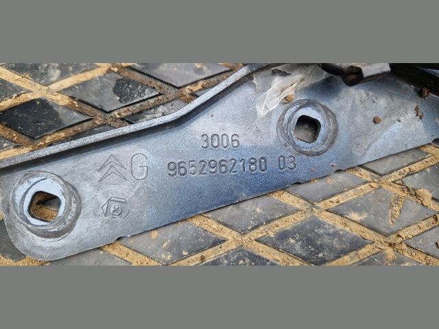 bontott CITROËN C4 PICASSO Motorháztető Bal Zsanér