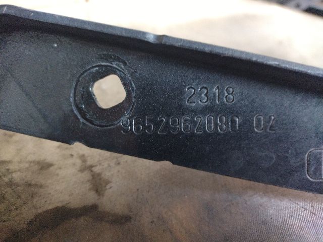 bontott CITROËN C4 PICASSO Motorháztető Jobb Zsanér