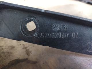 bontott CITROËN C4 PICASSO Motorháztető Jobb Zsanér