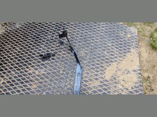 bontott CITROËN C4 PICASSO Motorháztető Jobb Zsanér