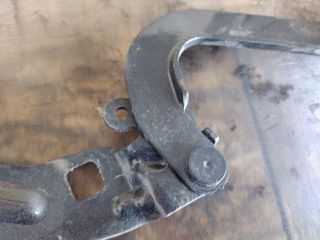 bontott CITROËN C4 PICASSO Motorháztető Jobb Zsanér