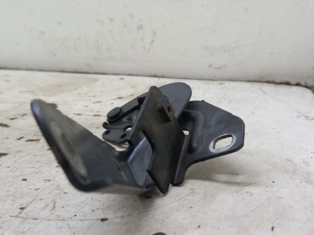 bontott CITROËN C4 PICASSO Motorháztető Jobb Zsanér