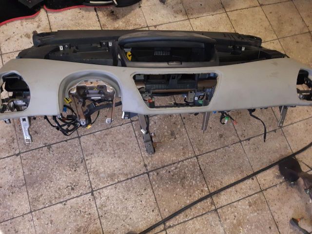 bontott CITROËN C4 PICASSO Műszerfal Héj