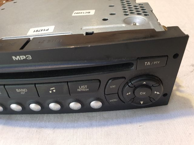 bontott CITROËN C4 PICASSO Rádió / CD