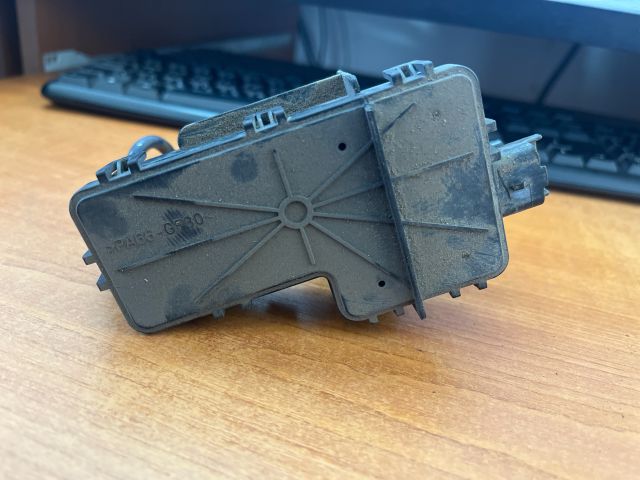 bontott CITROËN C4 PICASSO Részecskeszűrő Tartály