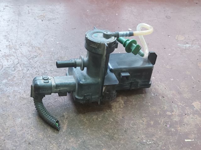 bontott CITROËN C4 PICASSO Részecskeszűrő Tartály