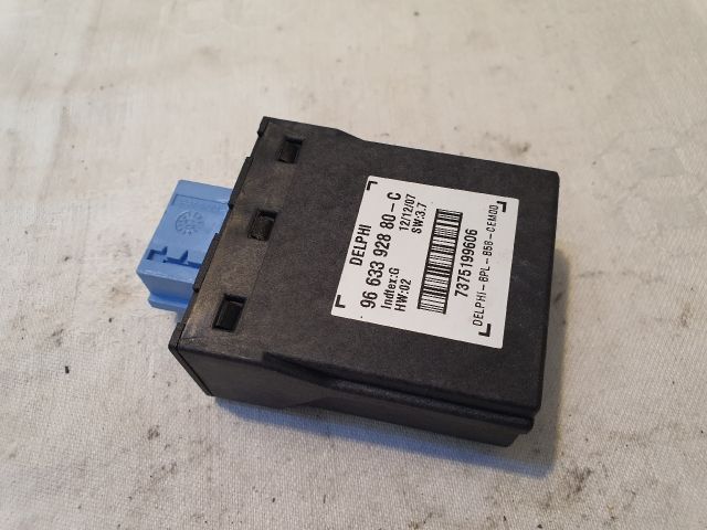 bontott CITROËN C4 PICASSO Riasztó Központ