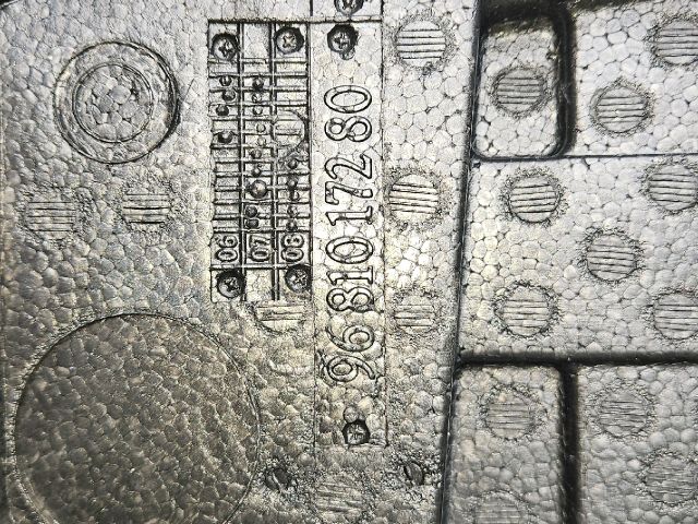 bontott CITROËN C4 PICASSO Szerszámkészlet