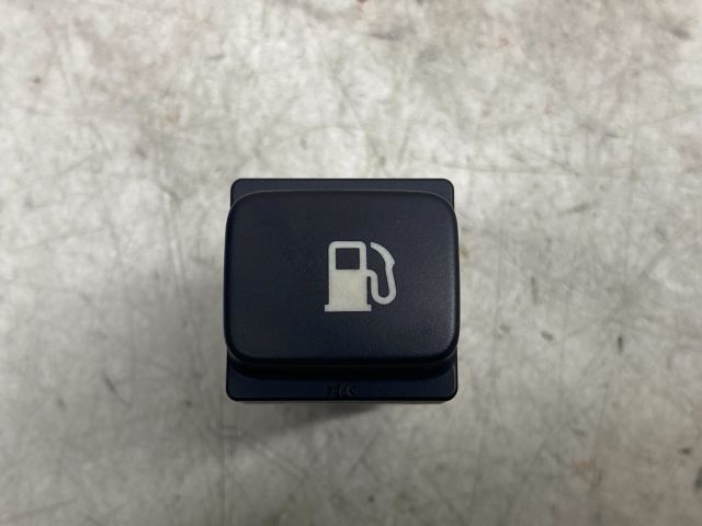 bontott CITROËN C4 PICASSO Tankajtó Nyitó Kar / Gomb