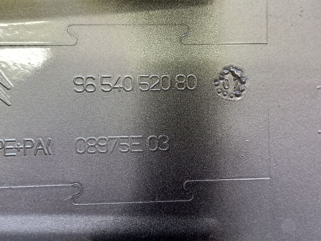 bontott CITROËN C4 PICASSO Tankajtó