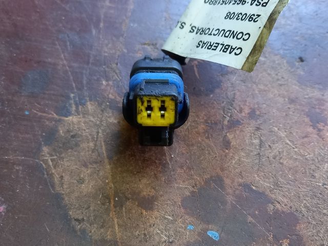 bontott CITROËN C4 PICASSO Tankajtó