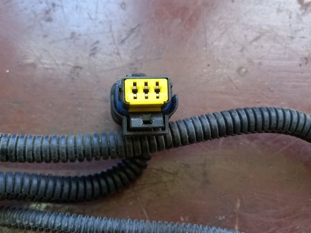 bontott CITROËN C4 PICASSO Tankajtó