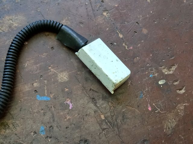 bontott CITROËN C4 PICASSO Tankajtó