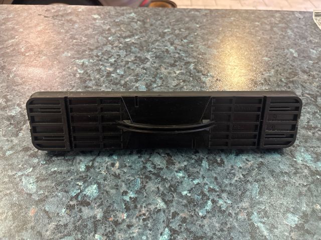 bontott CITROËN C4 Pollenszűrő Fedél