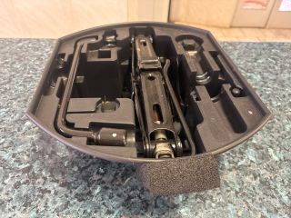 bontott CITROËN C4 Pótkerék Szerszámtartó