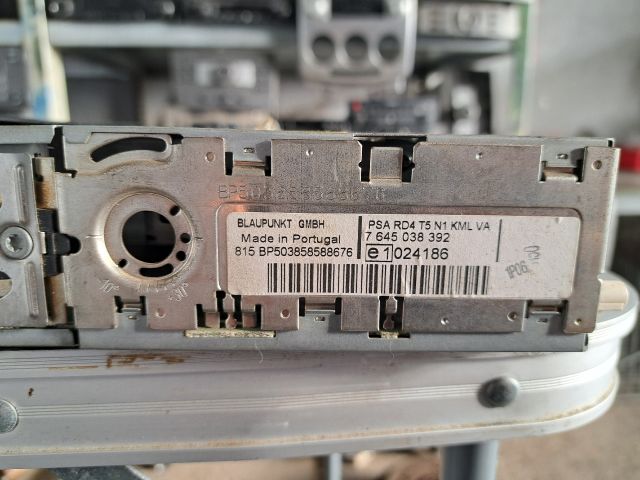 bontott CITROËN C4 Rádió / CD