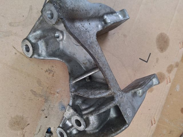 bontott CITROËN C5 Váltó Tartó Bak (Pozíciófüggetlen)