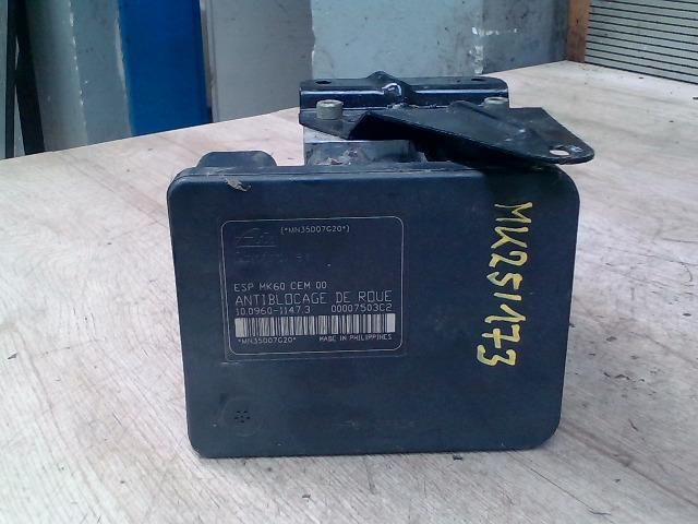 bontott CITROËN C5 ABS Kocka