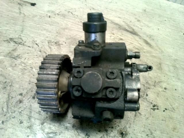 bontott CITROËN C5 Adagoló Bordáskerék / Lánckerék