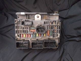 bontott CITROËN C5 Biztosítéktábla Motortér