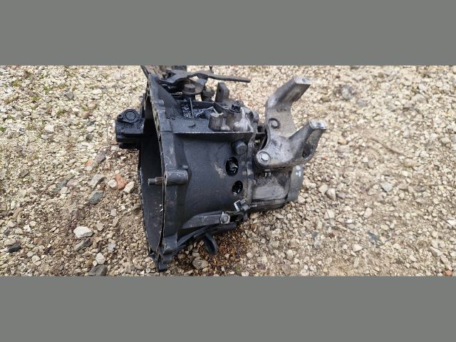 bontott CITROËN C5 Váltó (Mechanikus)