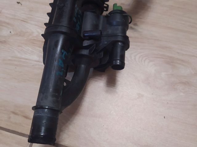 bontott CITROËN C5 Termosztátház Csővel