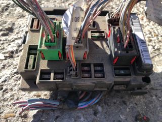 bontott CITROËN C5 Biztosítéktábla Motortér