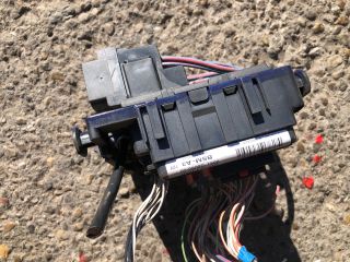 bontott CITROËN C5 Biztosítéktábla Motortér