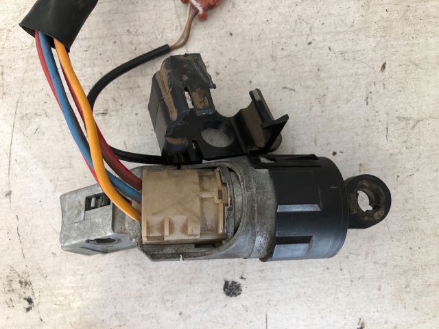 bontott CITROËN C5 Gyújtáskapcsoló