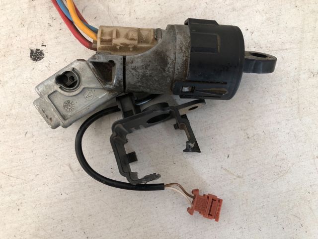 bontott CITROËN C5 Gyújtáskapcsoló