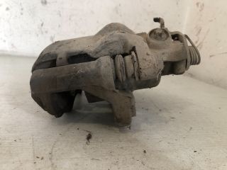 bontott CITROËN C5 Jobb első Féknyereg Munkahengerrel