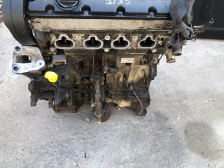bontott CITROËN C5 Motor (Fűzött blokk hengerfejjel)