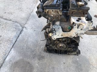 bontott CITROËN C5 Motor (Fűzött blokk hengerfejjel)