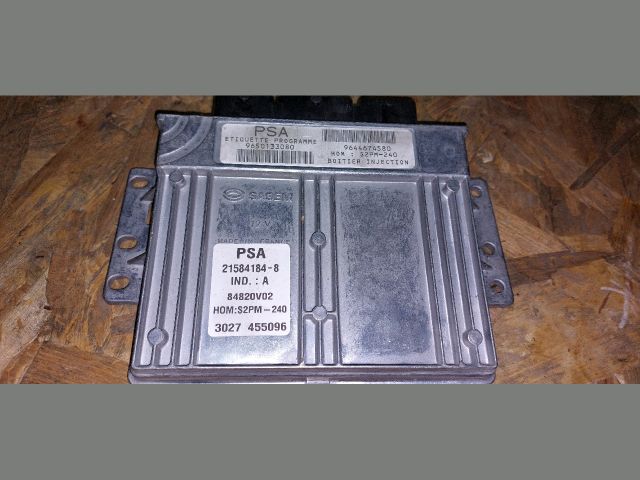 bontott CITROËN C5 Motorvezérlő