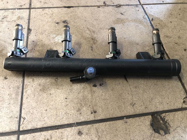 bontott CITROËN C5 Porlasztó Sor / Híd