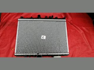 bontott CITROËN C5 Vízhűtő Radiátor (Klímás)